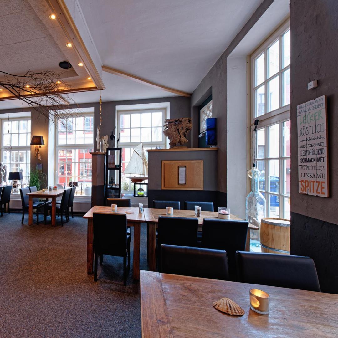 Restaurant Haus Hamburg Otel Leer Dış mekan fotoğraf